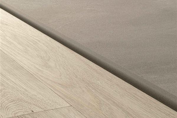 ZERO CURVE – SPC-/LVT eritasolista ja liikuntasaumalista