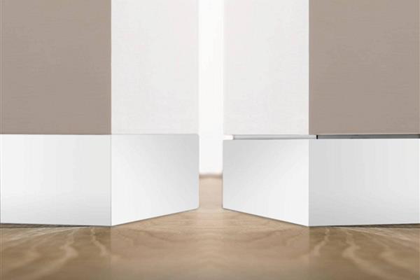 PROSKIRTING CHANNEL/FLAT